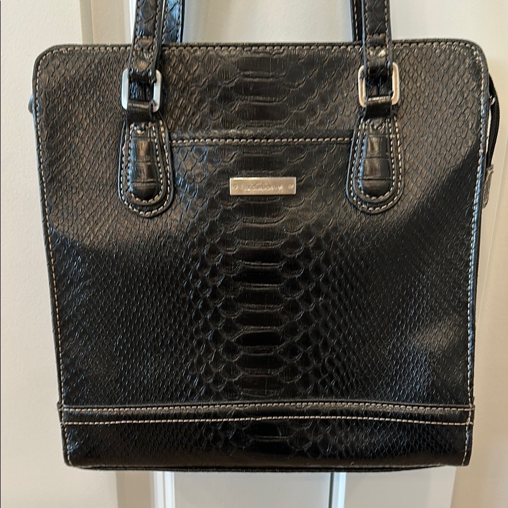 2/$20 PURSE Liz Claiborne Snakeskin Black Handbag 3 Sections Pocket Zipper - Picture 3 of 15